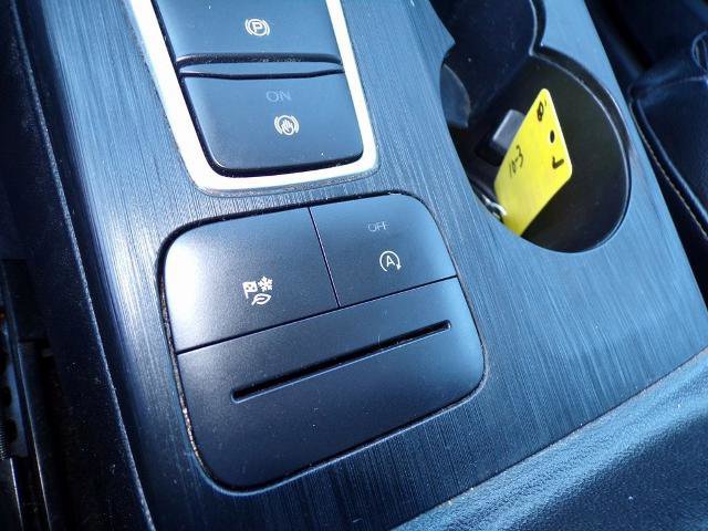 Certified 2021 Ford Escape SEL w/ Technology Package image 22