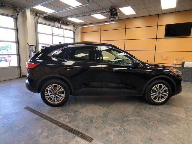 Certified 2022 Ford Escape SEL AWD/4WD image 8