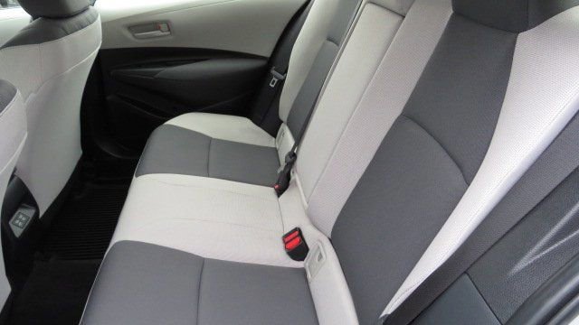 Used 2023 Toyota Corolla LE w/ LE Convenience Package image 11