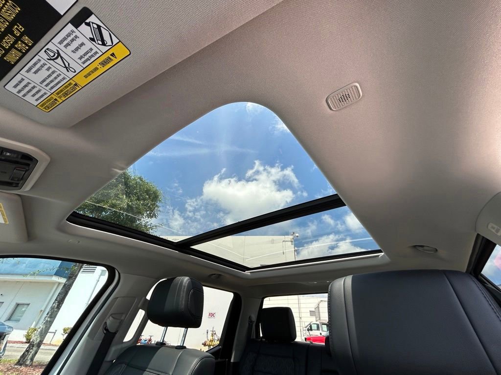 Used 2024 Toyota Tundra Limited AWD/4WD image 11