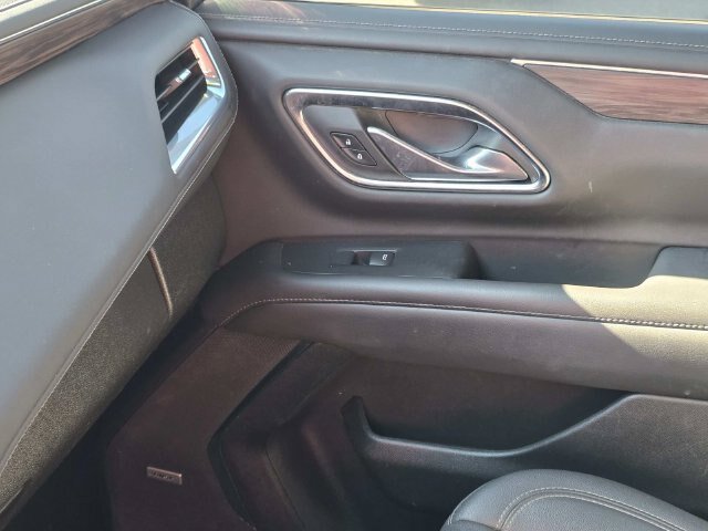 Used 2022 Chevrolet Tahoe Z71 w/ Z71 Off-Road Package AWD/4WD image 24