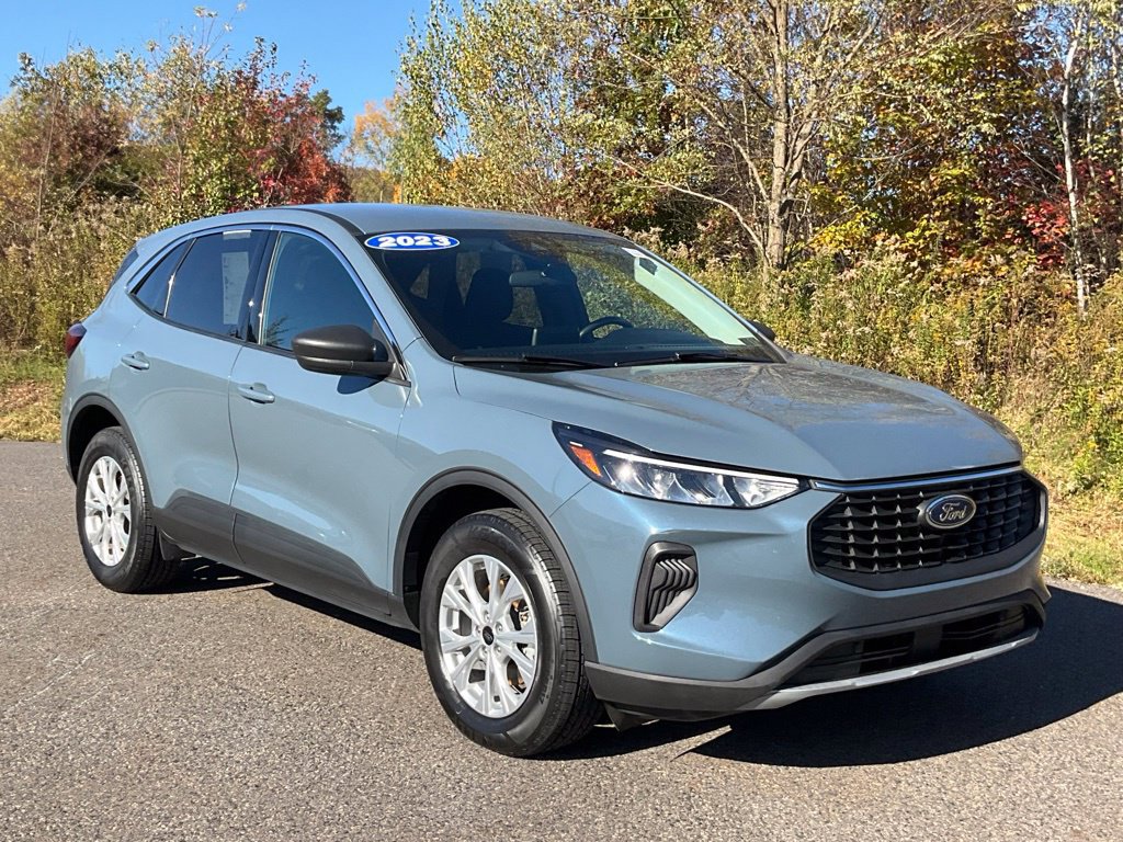 Certified 2023 Ford Escape Active AWD/4WD image 1