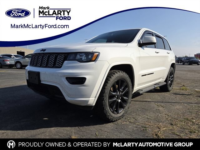 Used 2017 Jeep Grand Cherokee Altitude