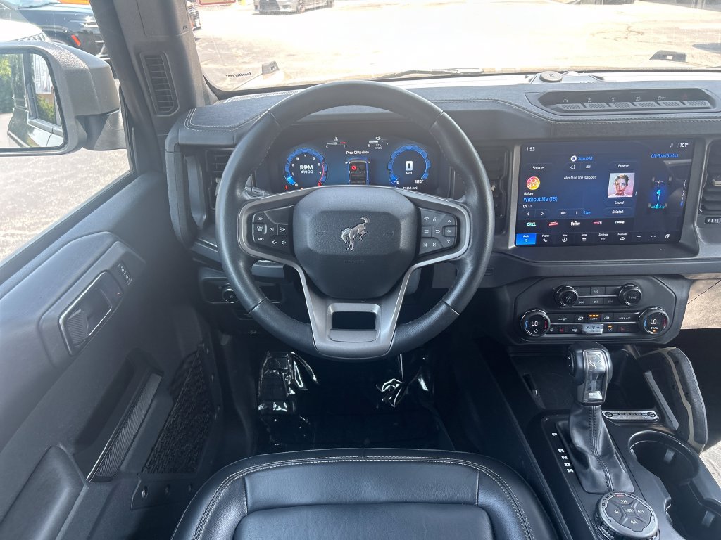 Certified 2025 Ford Bronco Badlands AWD/4WD image 16