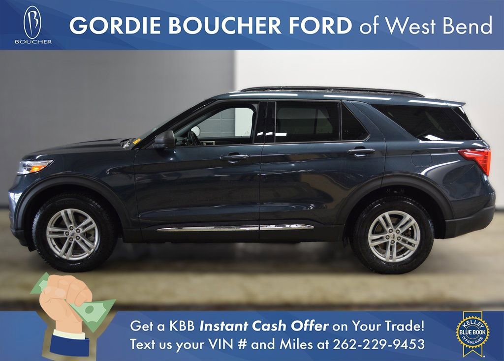 Certified 2022 Ford Explorer XLT w/ Class IV Trailer Tow Package image 2