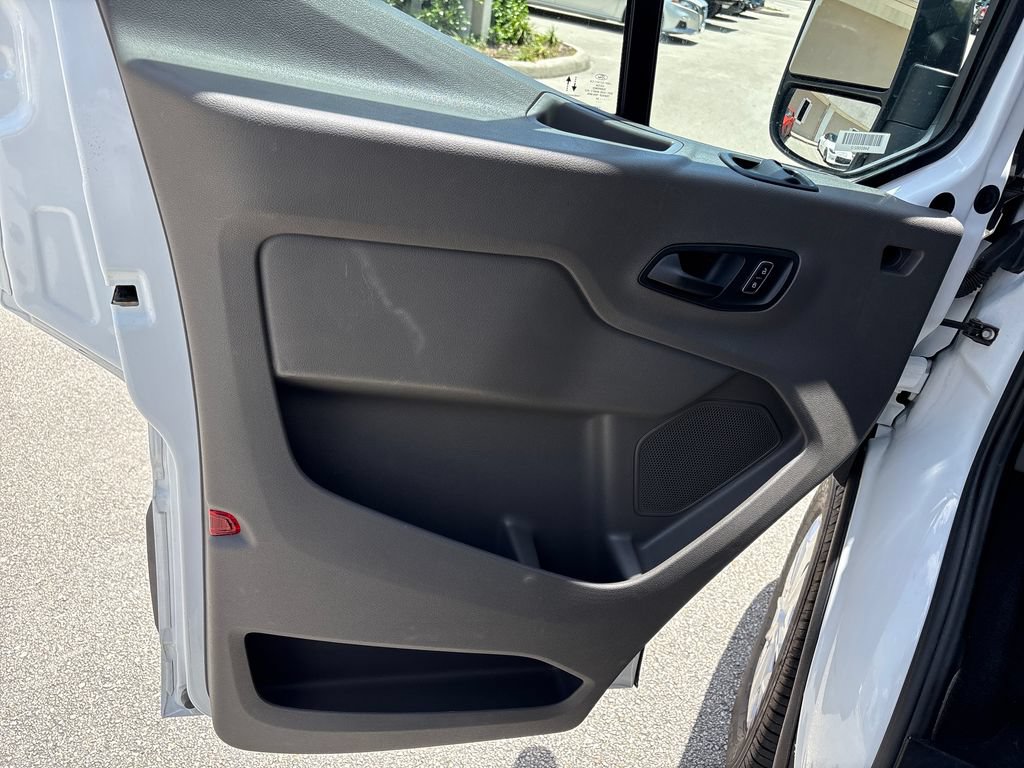 Certified 2024 Ford Transit 350 XLT RWD image 15