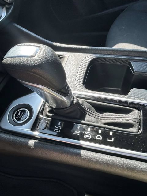 Used 2025 Nissan Sentra SV FWD image 16