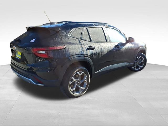 Used 2024 Chevrolet Trax LT w/ Driver Confidence Package image 6