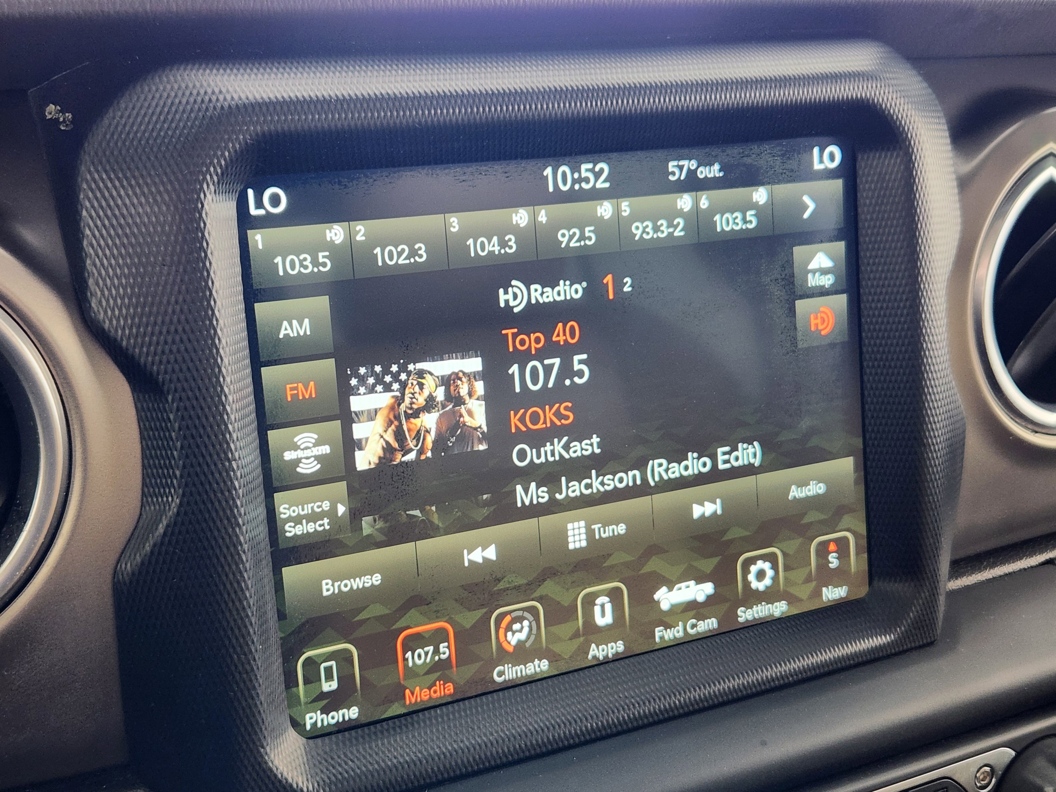 Used 2020 Jeep Gladiator Rubicon w/ Uconnect 4C Nav & Sound Group image 20