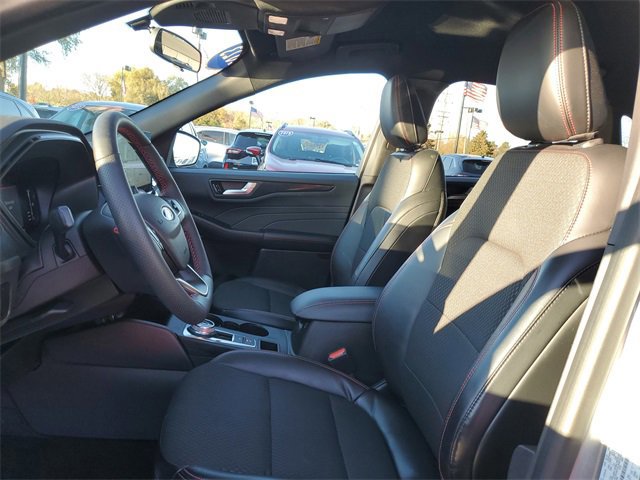Certified 2023 Ford Escape ST-Line w/ Tech Pack #1 image 13