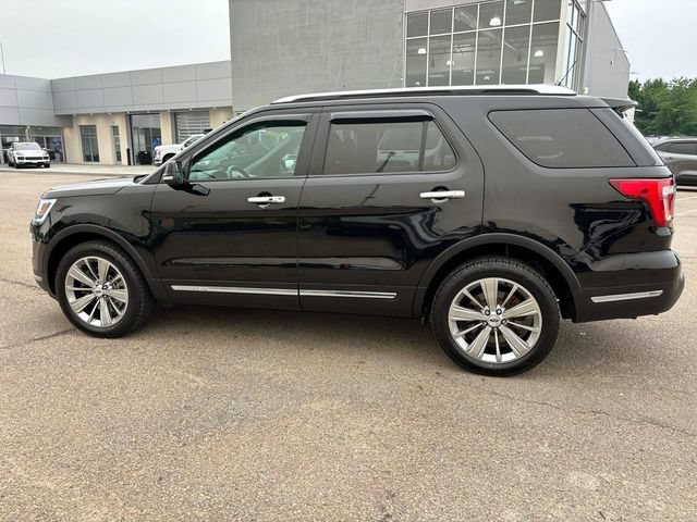 Certified 2018 Ford Explorer Limited AWD/4WD image 6