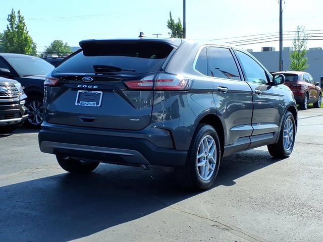 Certified 2023 Ford Edge SEL w/ Convenience Package AWD/4WD image 4