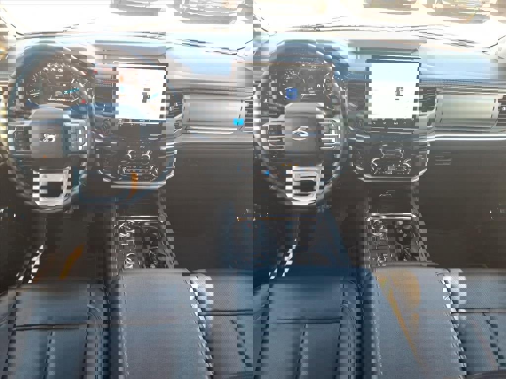 Certified 2024 Ford Expedition Max XLT image 20