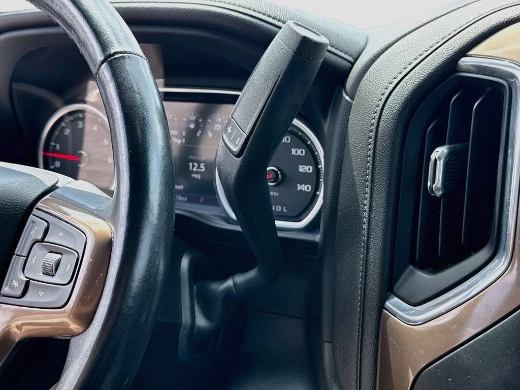 Used 2022 Chevrolet Silverado 1500 High Country AWD/4WD image 17