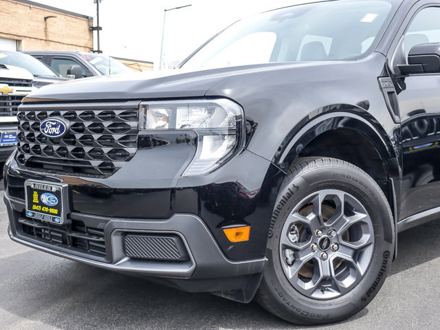 Certified 2025 Ford Maverick XLT w/ XLT Luxury Package AWD/4WD image 2