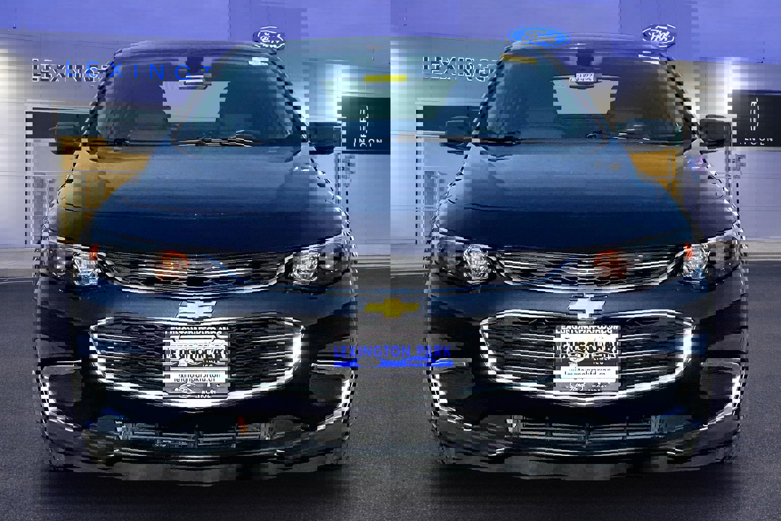 Used 2017 Chevrolet Malibu LS image 2