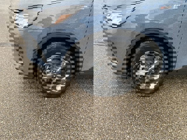 Certified 2025 Ford Escape ST-Line w/ Tech Pack #1 image 10