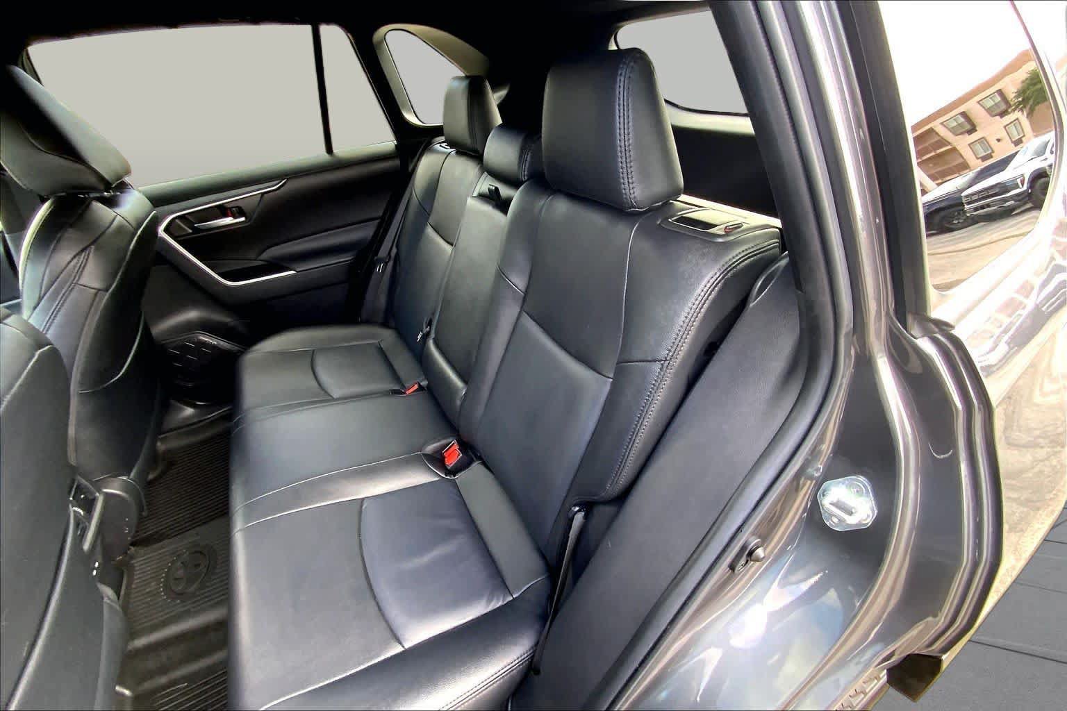 Used 2023 Toyota RAV4 SE AWD/4WD image 19