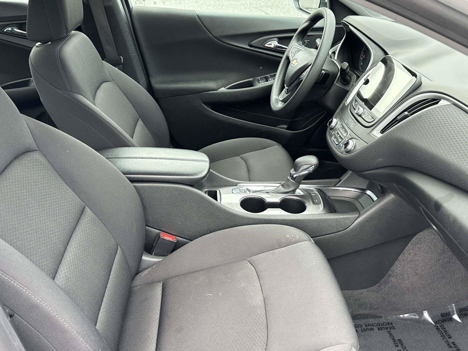 Used 2024 Chevrolet Malibu LT FWD image 9