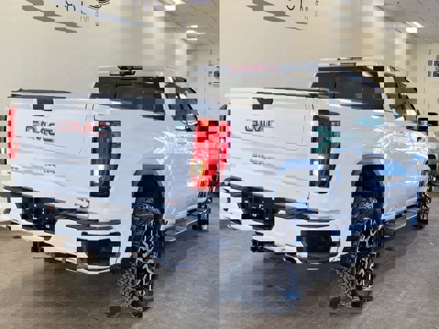 Used 2020 GMC Sierra 1500 AT4 w/ AT4 Premium Package AWD/4WD image 4