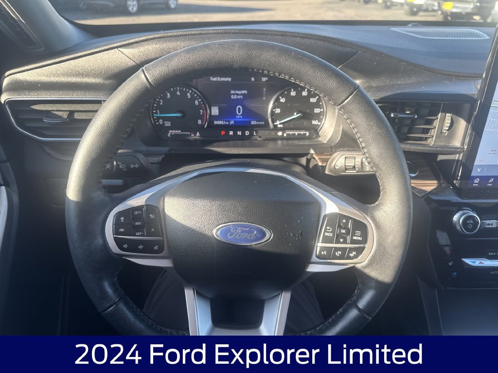 Certified 2024 Ford Explorer Limited w/ Limited Technology Package AWD/4WD image 9