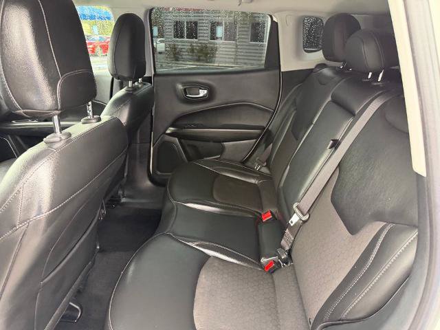 Used 2020 Jeep Compass Latitude FWD image 17