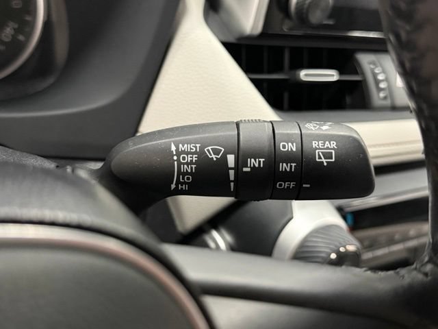 Used 2019 Toyota RAV4 XLE Premium FWD image 19