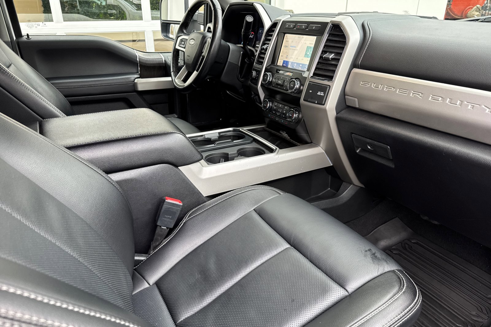 Certified 2021 Ford F350 Lariat w/ Tremor Off-Road Package image 15