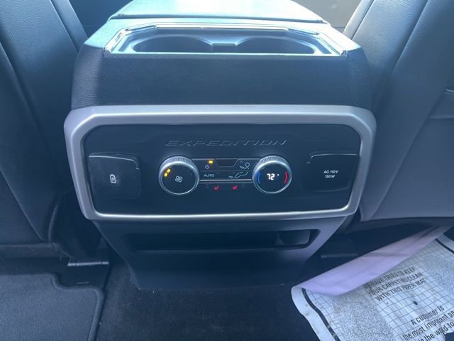 Certified 2022 Ford Expedition Max Limited w/ Equipment Group 304A image 18