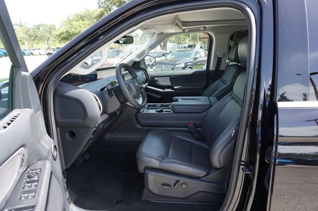 Certified 2025 Ford Expedition Active RWD image 30