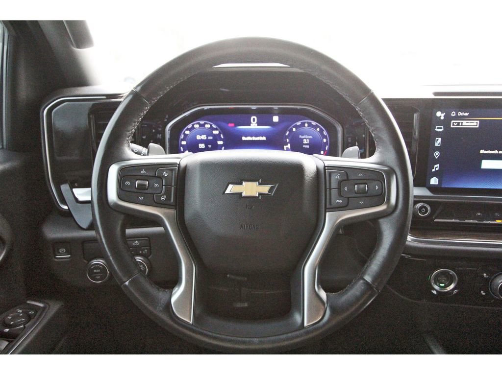 Used 2023 Chevrolet Silverado 1500 LT image 14