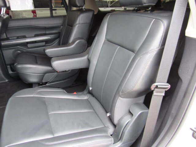 Certified 2024 Ford Expedition XLT RWD image 16