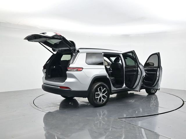 Used 2025 Jeep Grand Cherokee L Limited AWD/4WD image 51