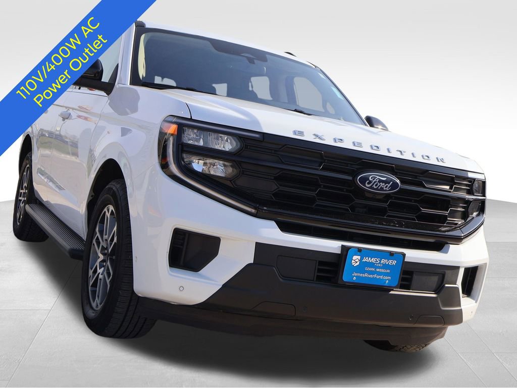 Certified 2025 Ford Expedition Active AWD/4WD image 6
