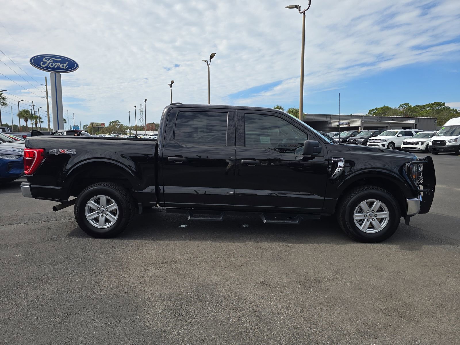 Certified 2023 Ford F150 XLT w/ Equipment Group 301A Mid image 3