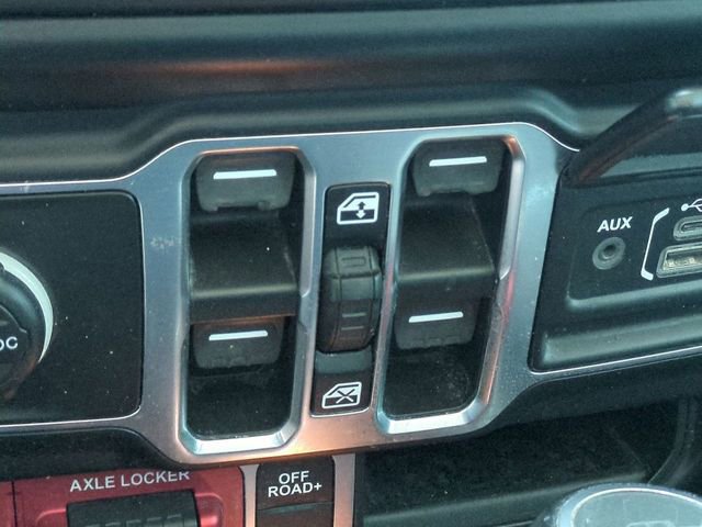 Used 2021 Jeep Gladiator Mojave w/ Safety Group image 22