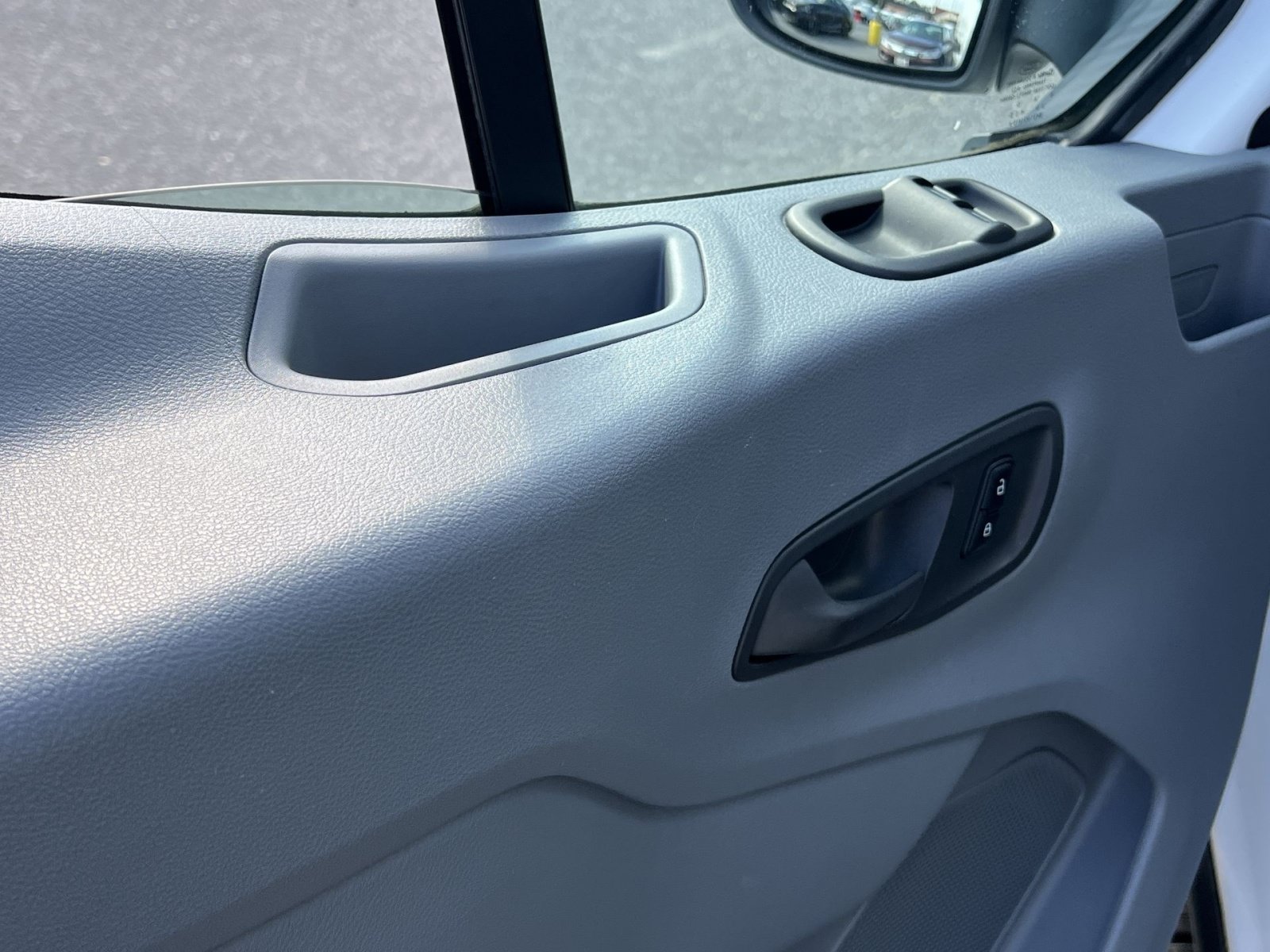 Certified 2017 Ford Transit 350 XL RWD image 14