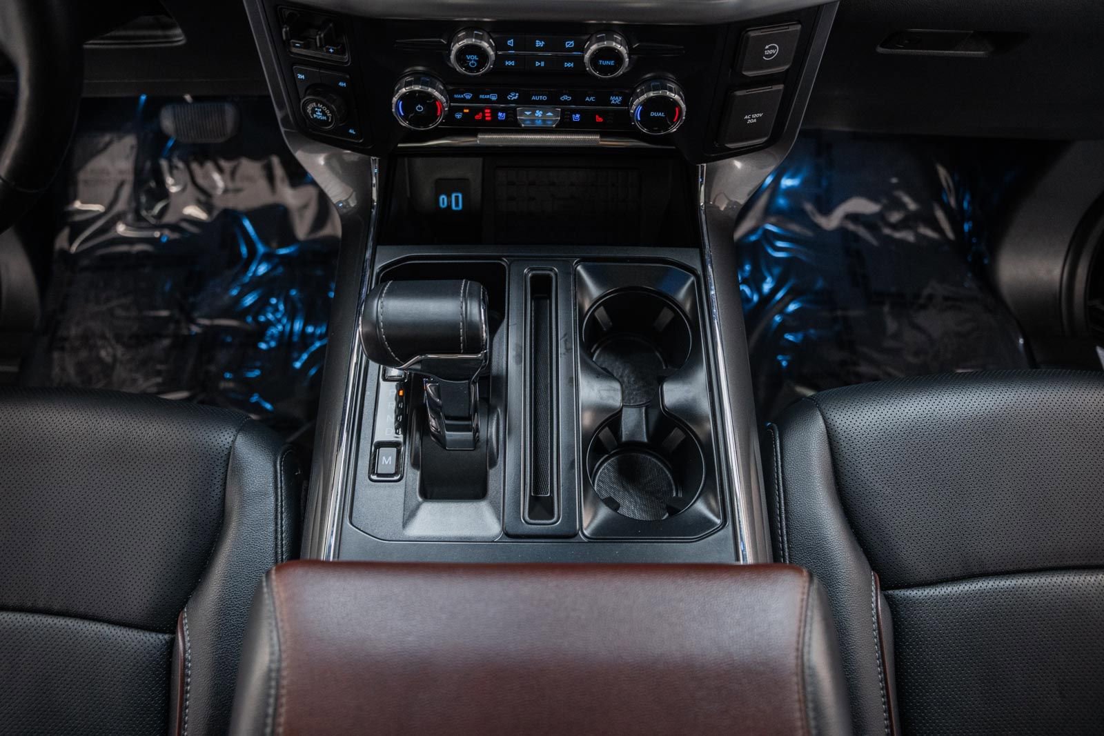 Certified 2023 Ford F150 Lariat w/ Equipment Group 502A High image 30