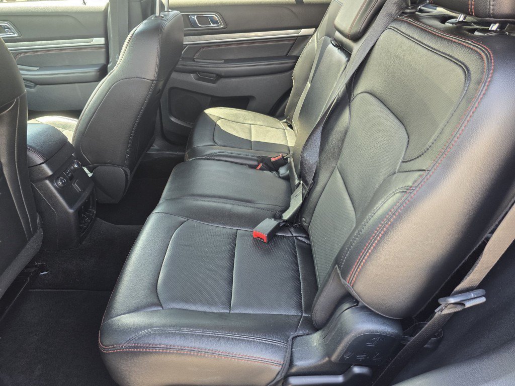 Certified 2018 Ford Explorer Sport w/ Ford Safe & Smart Package AWD/4WD image 27