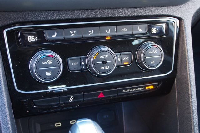 Used 2022 Volkswagen Atlas Cross Sport SE image 26