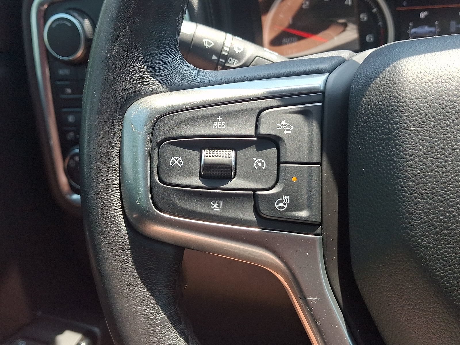 Used 2019 Chevrolet Silverado 1500 LTZ w/ LTZ Premium Package AWD/4WD image 22