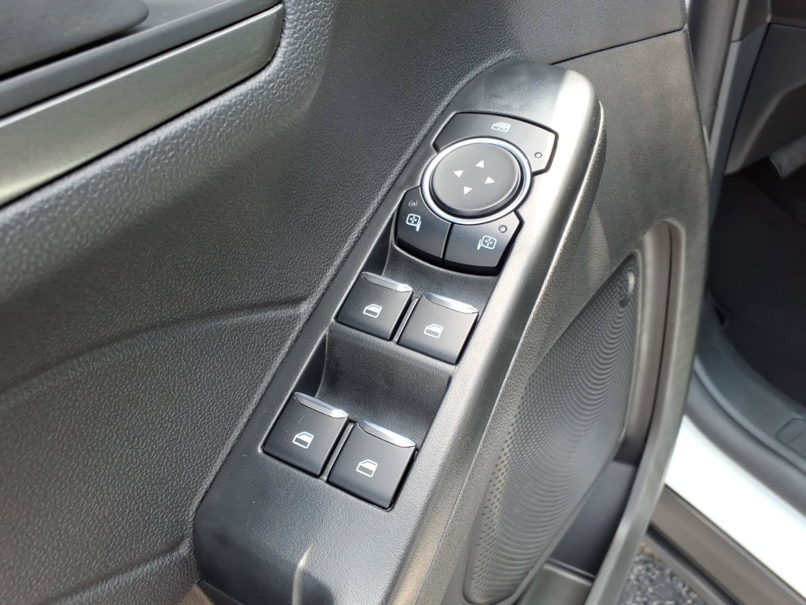Certified 2025 Ford Escape Active AWD/4WD image 17