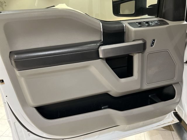 Certified 2018 Ford F350 XLT AWD/4WD image 18