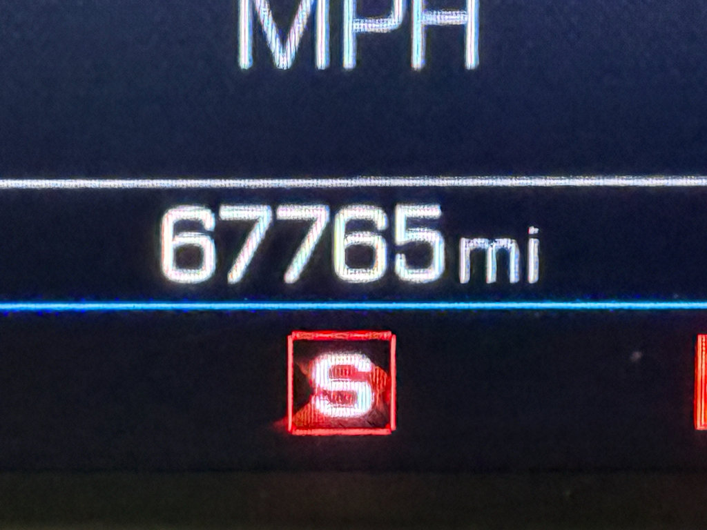 Used 2020 Chevrolet Camaro LT w/ RS Package image 19