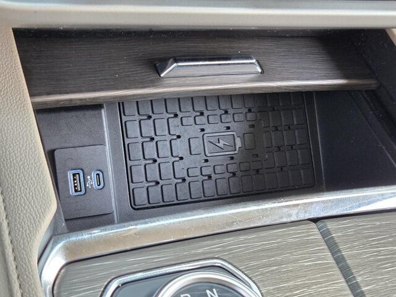 Certified 2024 Ford Expedition Limited AWD/4WD image 30