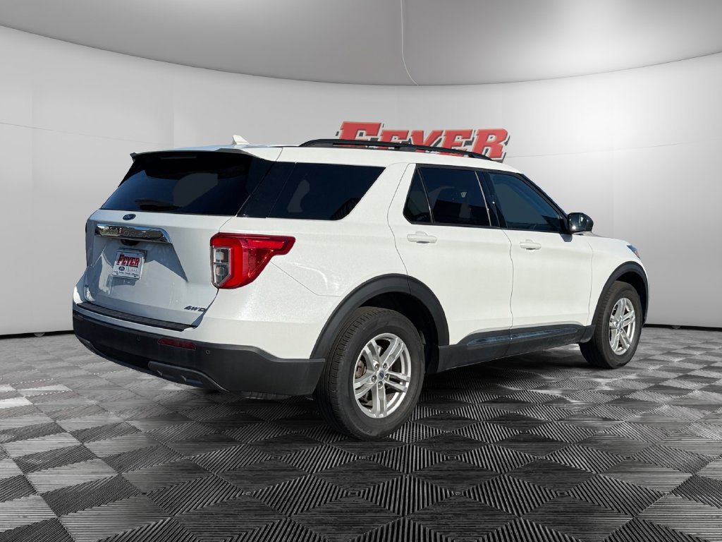 Certified 2023 Ford Explorer XLT w/ Equipment Group 202A AWD/4WD image 5