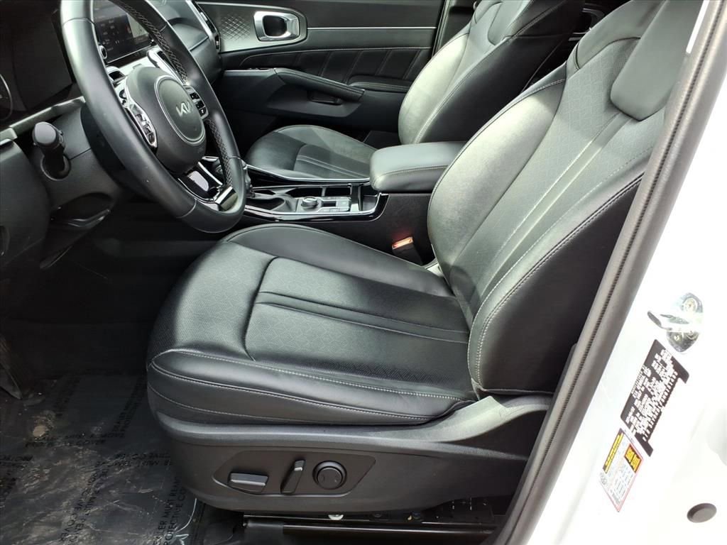 Used 2022 Kia Sorento SX image 14