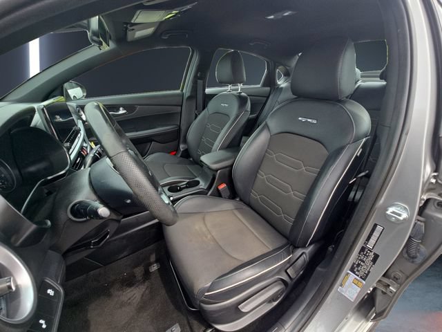 Used 2023 Kia Forte GT-Line FWD image 9