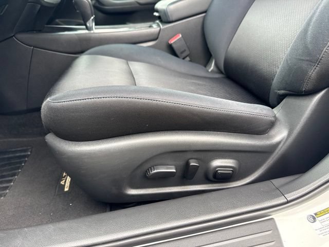 Used 2017 Nissan Altima 2.5 SR w/ Midnight Edition Package FWD image 15