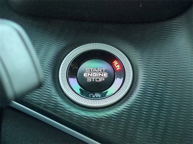 Used 2025 Jeep Grand Cherokee Laredo X image 26